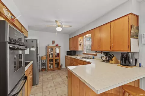 2540 Eastgate Ln, Bloomington, IN 47408 photo 8
