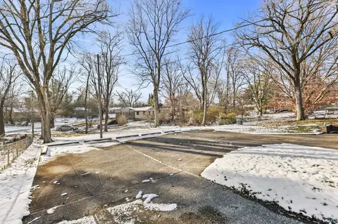 2540 Eastgate Ln, Bloomington, IN 47408 photo 22