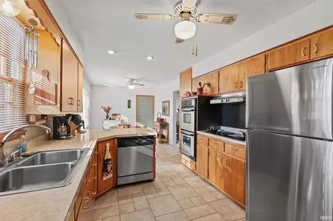 2540 Eastgate Ln, Bloomington, IN 47408 photo 7