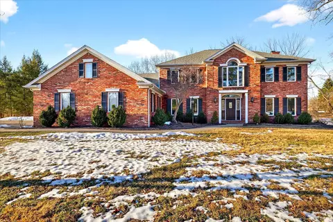 3825 E Devonshire Ct, Bloomington, IN 47408