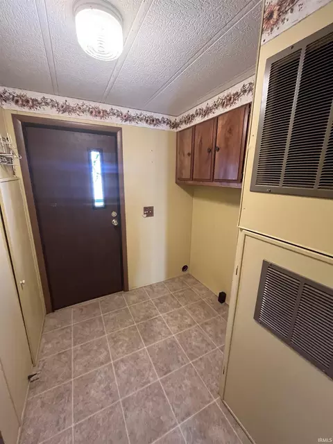 1870 E 100 N Rd, Washington, IN 47501 photo 17