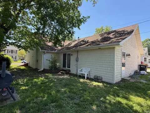 Exterior - 519 E Franklin St, Delphi, IN 46923 photo 3 of 3