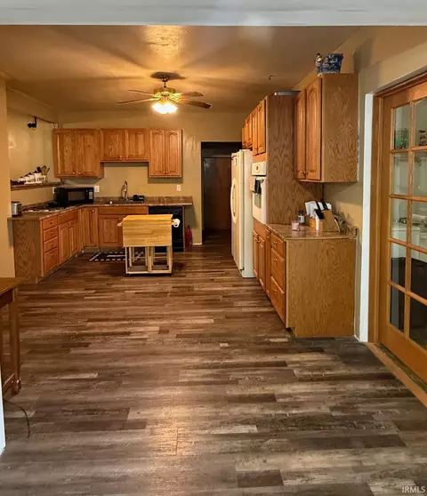 Kitchen - 519 E Franklin St, Delphi, IN 46923 photo 3 of 3