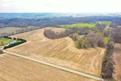 6597 N 725 W Rd, Winamac, IN 46996