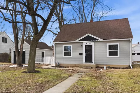 4320 SW Anthony Wayne Dr, Fort Wayne, IN 46806