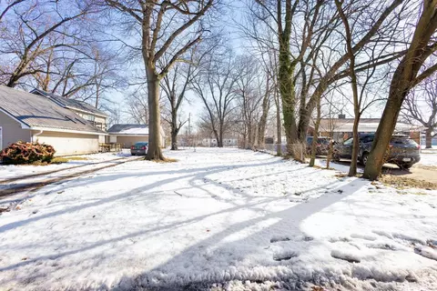 1236 Waurika St, Elkhart, IN 46516