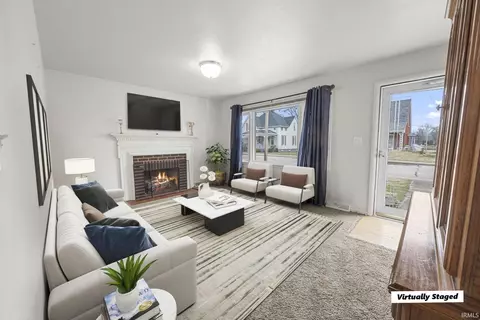 Living - 1609 N Jackson St, Jasper, IN 47546 photo 1 of 3