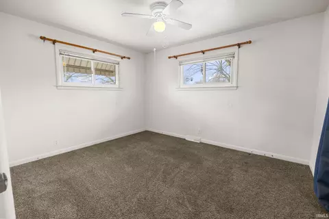 Bedroom - 1609 N Jackson St, Jasper, IN 47546 photo 2 of 6