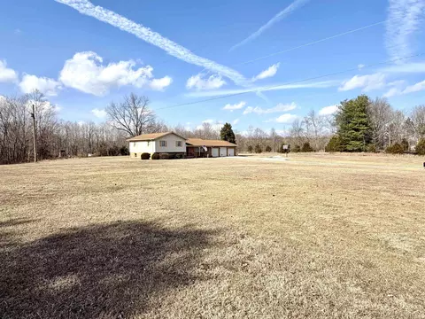 5667 Leesville Rd, Bedford, IN 47421 photo 9