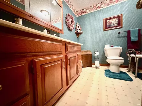 5667 Leesville Rd, Bedford, IN 47421 photo 28