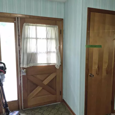 Entry Way - 5925 E State Road 45 Rd, Bloomington, IN 47408 photo 1 of 2