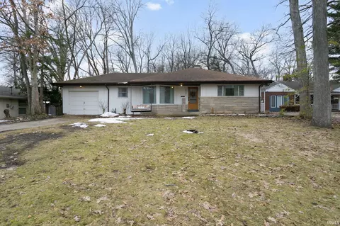 2221 Portage Ave, South Bend, IN 46616