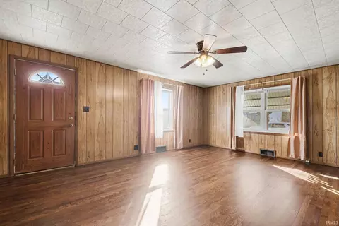 402 E Central St, Akron, IN 46910 photo 6