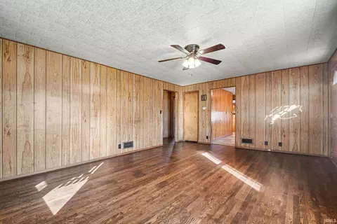402 E Central St, Akron, IN 46910 photo 9