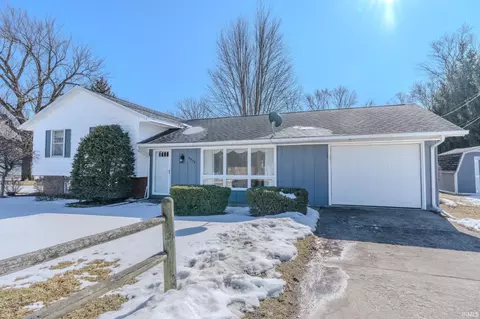3959 W Second St, North Judson, IN 46366