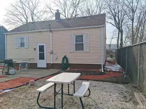 Exterior - 3825 Taft St, Gary, IN 46408 photo 4 of 6