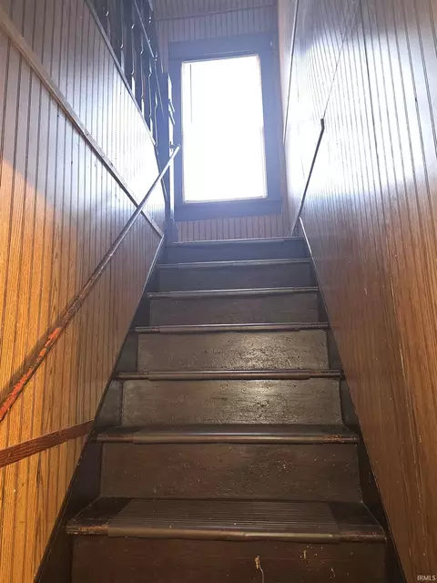 Entry Way - 1905 W Main St, Fort Wayne, IN 46808 photo 1 of 3
