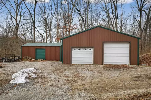 Exterior - 4010 E Old Meyers Rd, Bloomington, IN 47408 photo 4 of 9
