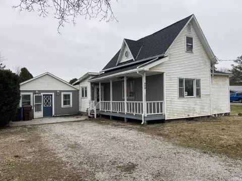 408 W Hobart St, Ashley, IN 46705