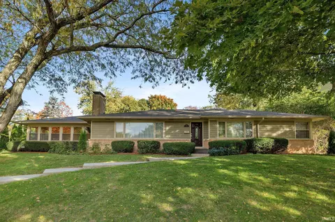 222 Forest Hill Dr, West Lafayette, IN 47906