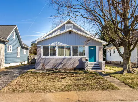 2013 Stringtown Rd, Evansville, IN 47711