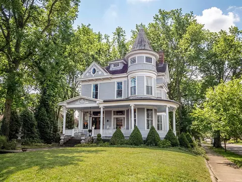 1403 SE Second St, Evansville, IN 47713