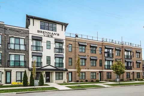 1010 Corby Blvd #203, South Bend, IN 46617