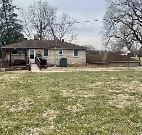 Exterior - 533 E State Hwy 60, Mitchell, IN 47446 photo 2 of 5