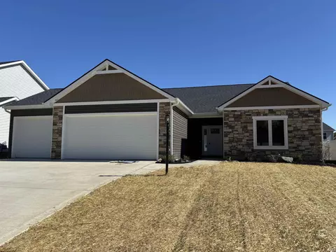 13904 Diavik Pl, Fort Wayne, IN 46845