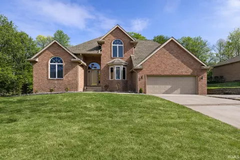 1314 Hunters Ridge Ct, Evansville, IN 47725