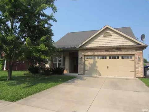 1116 Spring Hill Dr, Kokomo, IN 46902