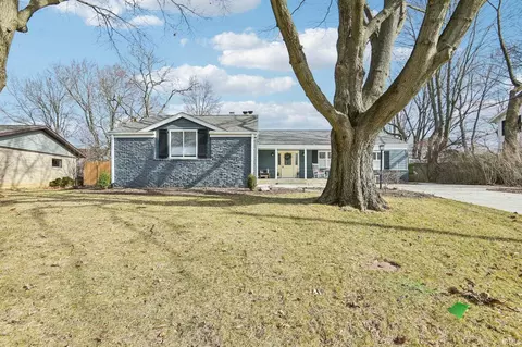 136 E Navajo St, West Lafayette, IN 47906