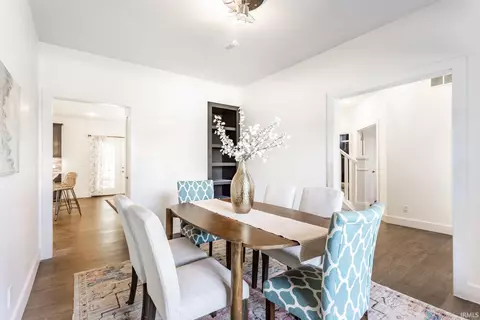 Dining - 273 S Roaring Fork Dr, Bloomington, IN 47401 photo 2 of 3