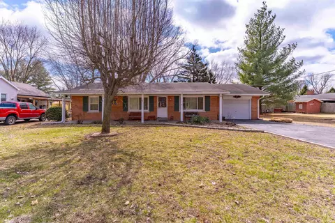 113 E Olive Dr, Princeton, IN 47670