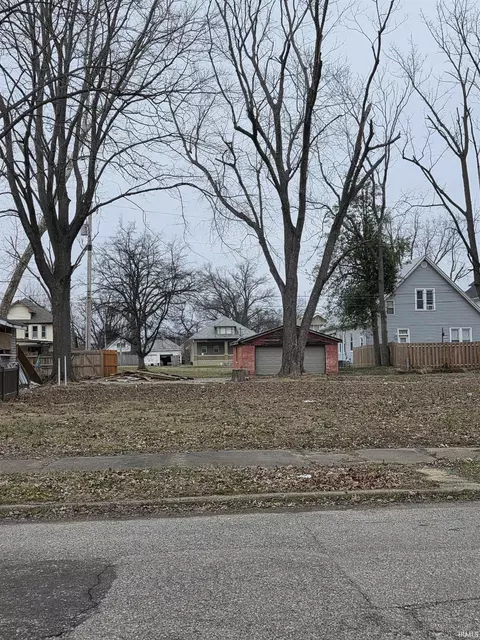 624 E Blackford Ave, Evansville, IN 47713