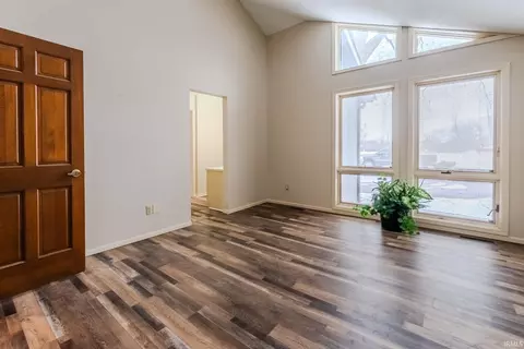 Living - 1452 Inez St, Wabash, IN 46992 photo 10 of 10