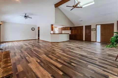 Living - 1452 Inez St, Wabash, IN 46992 photo 3 of 10