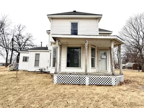 624 W Clark St, Rensselaer, IN 47978