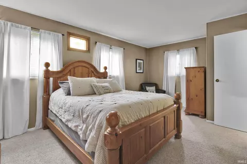 307 Devonshire Dr, Kokomo, IN 46901 photo 12