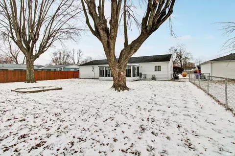 307 Devonshire Dr, Kokomo, IN 46901 photo 18