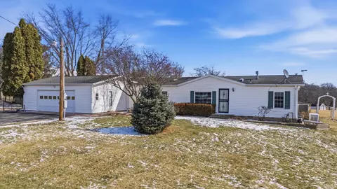619 S 600 E Rd, Marion, IN 46953