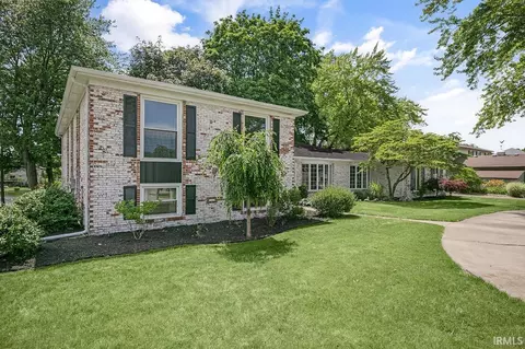 3111 N East Lake Dr, Elkhart, IN 46514