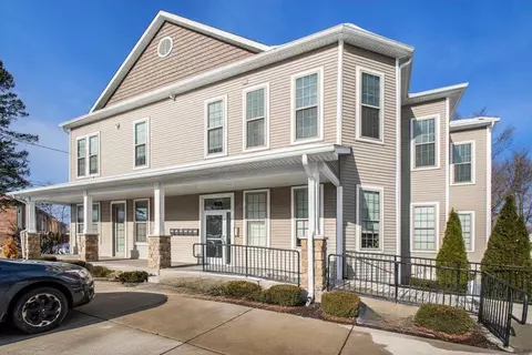 1033 Keenan Ct #12C, South Bend, IN 46615