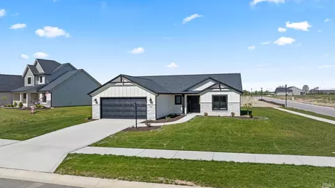 507 Caribou Xing, Auburn, IN 46706