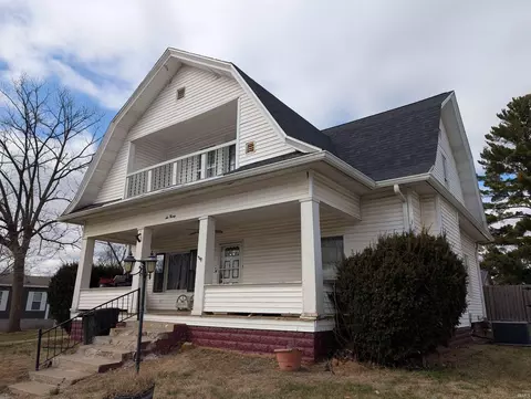 620 W 3rd St, Bicknell, IN 47512