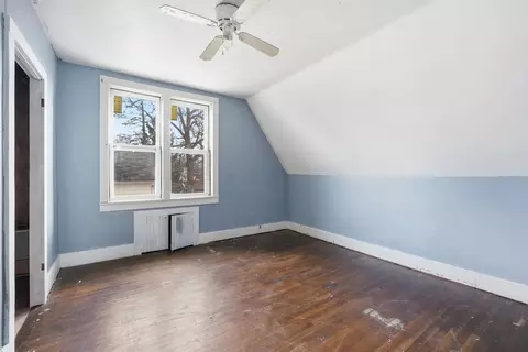Bedroom - 265 W Union St, Waterloo, IN 46793 photo 5 of 9