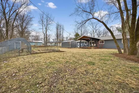 Exterior - 4527 E Deckard Dr, Bloomington, IN 47408 photo 5 of 10