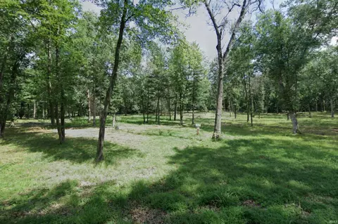 6346 E North Dr, Knox, IN 46534