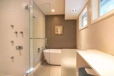 Bath - 5455 E James Rd, Bloomington, IN 47408 photo 1 of 2