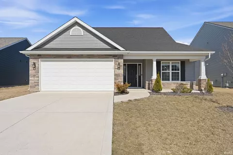 10491 Fieldlight Blvd, Fort Wayne, IN 46835